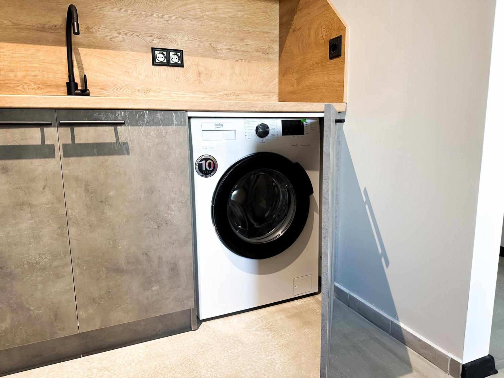 6 Studios 6 Bathrooms 2 Levels Kitchens Szófia Kültér fotó