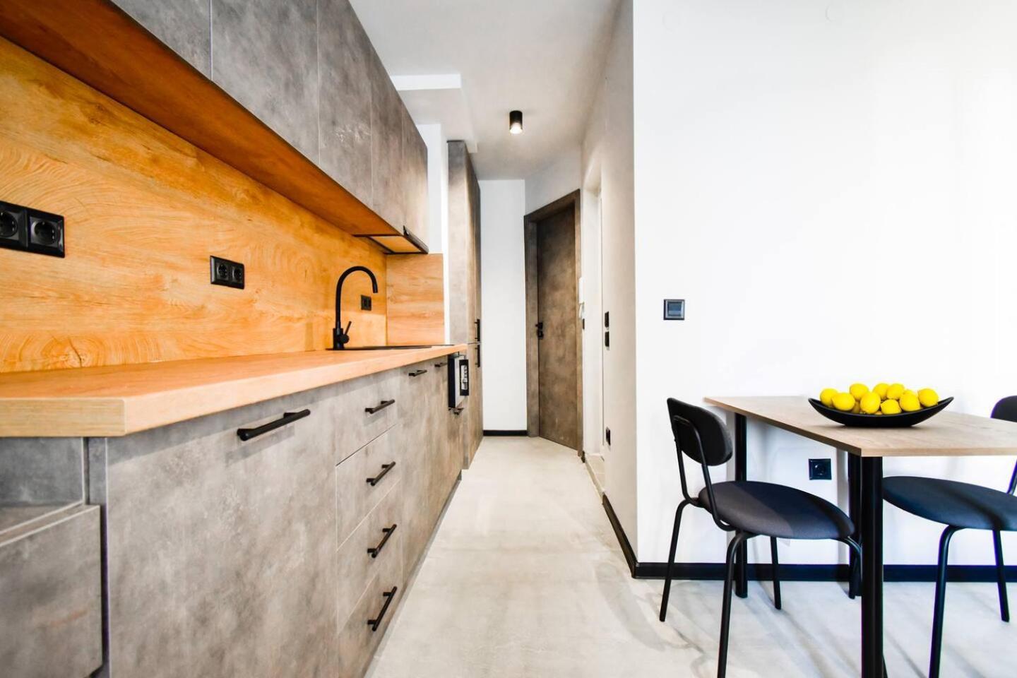 6 Studios 6 Bathrooms 2 Levels Kitchens Szófia Kültér fotó